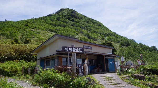 笠ヶ岳登山口の一つ、峠の茶屋